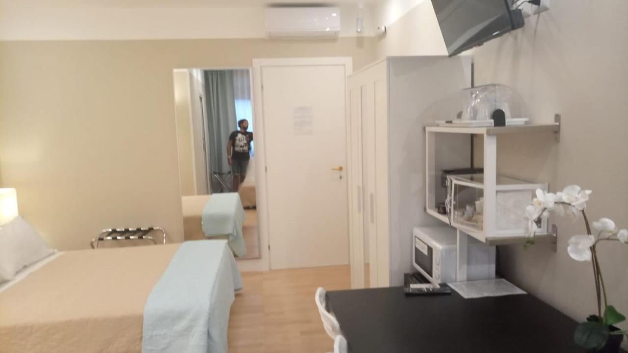 Pescara Centro Luxury Suite II Deluxe Rooms Eksteriør billede