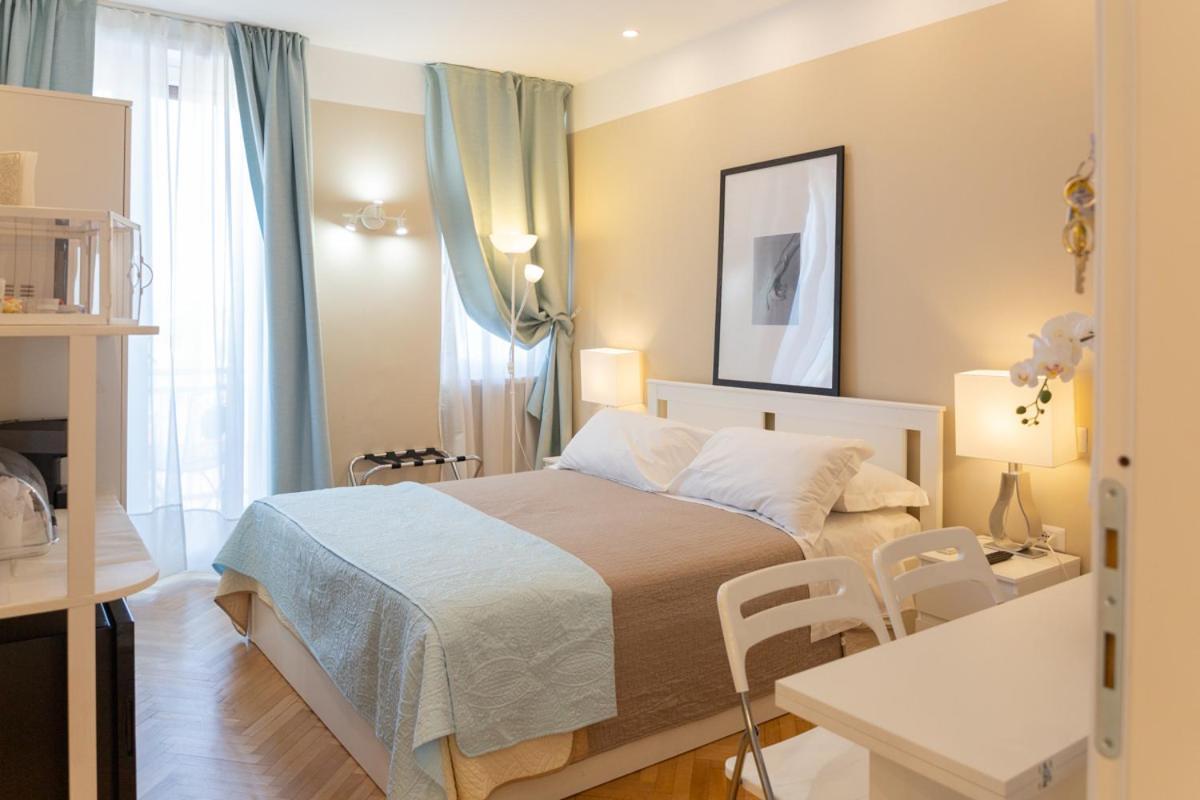 Pescara Centro Luxury Suite II Deluxe Rooms Eksteriør billede