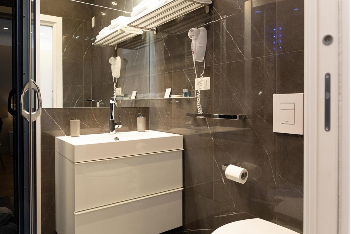 Pescara Centro Luxury Suite II Deluxe Rooms Eksteriør billede