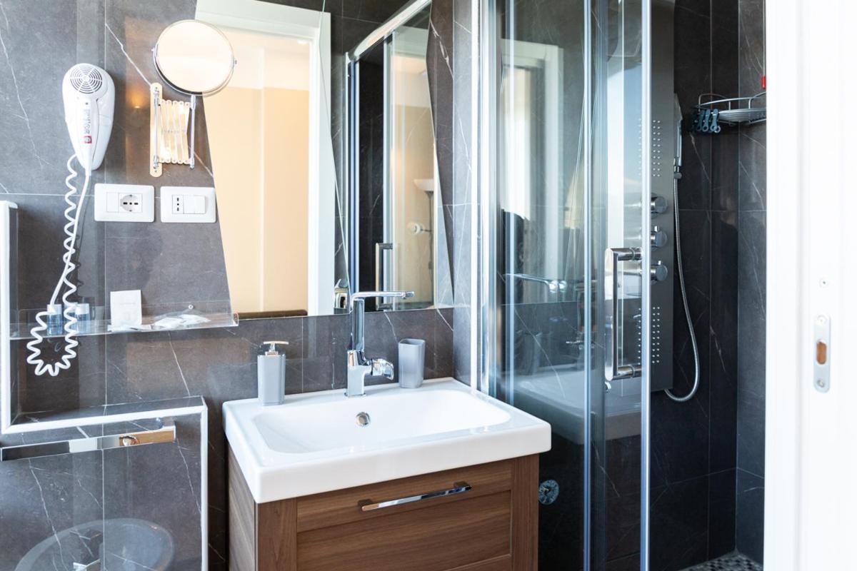 Pescara Centro Luxury Suite II Deluxe Rooms Eksteriør billede