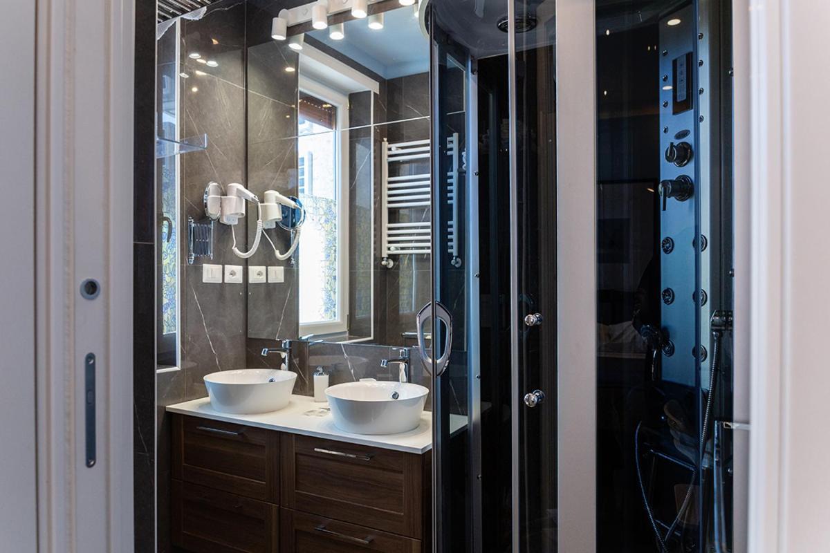 Pescara Centro Luxury Suite II Deluxe Rooms Eksteriør billede